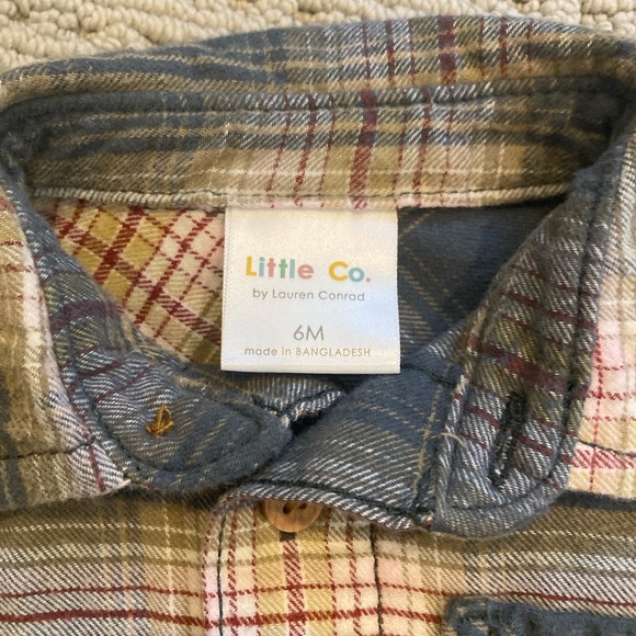 Little & co 6month flannel button down - Picture 2 of 6